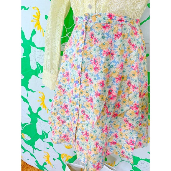 Vintage 60s 70s floral button up Mini Gogo Skirt - Picture 2 of 3